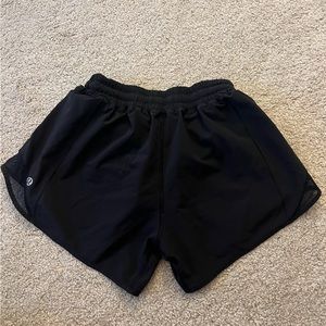 Lululemon hotty hot shorts 4”